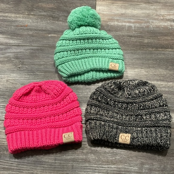 CC kids knit beanie lot green/pink/gray - Picture 1 of 13